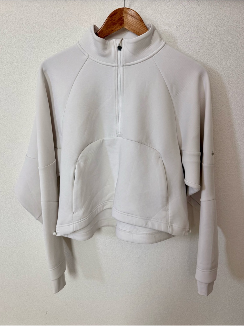 Nike Women's White Half-Zip Funnel Neck Pullover M
